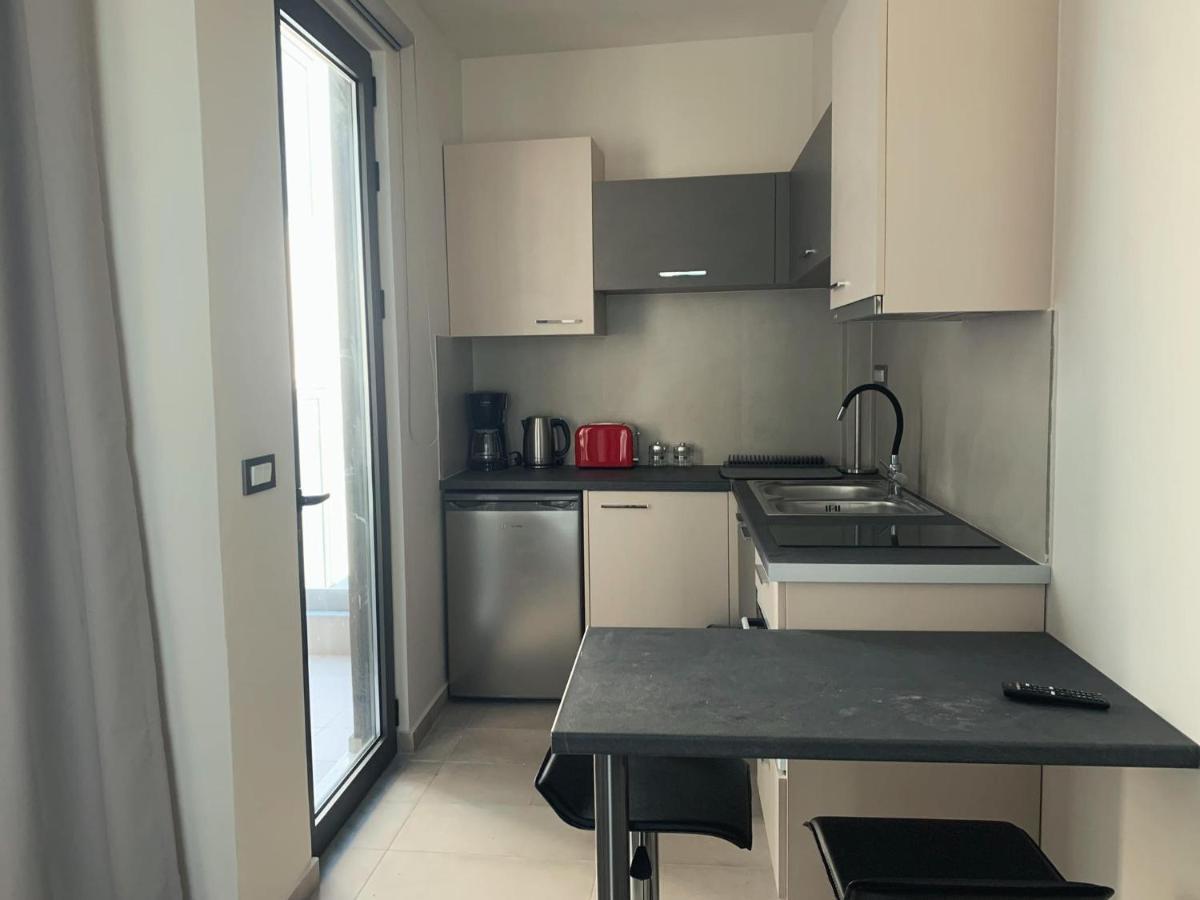 King Crimson Luxury Apartments Marathokefala Exterior photo